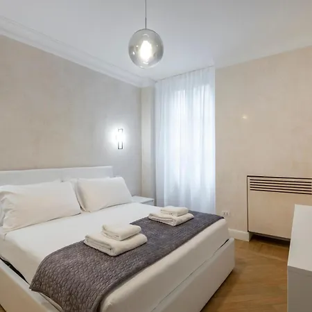 Royal - Centro Brera Apartment *