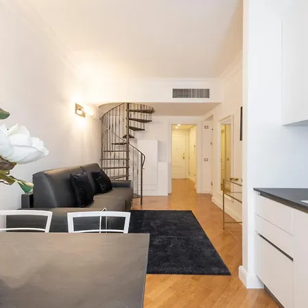 Royal - Centro Brera Apartment