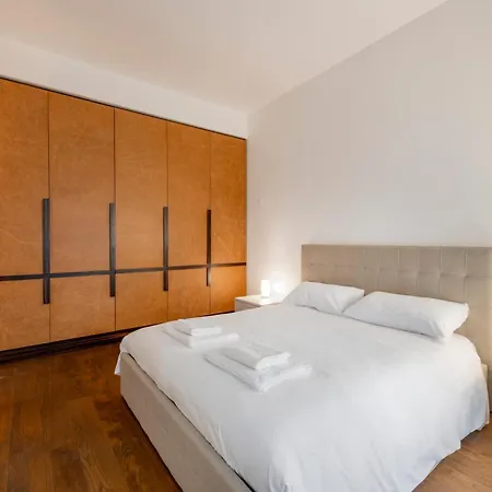 Royal - Centro Brera Apartment