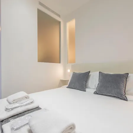 Royal - Centro Brera Apartment *